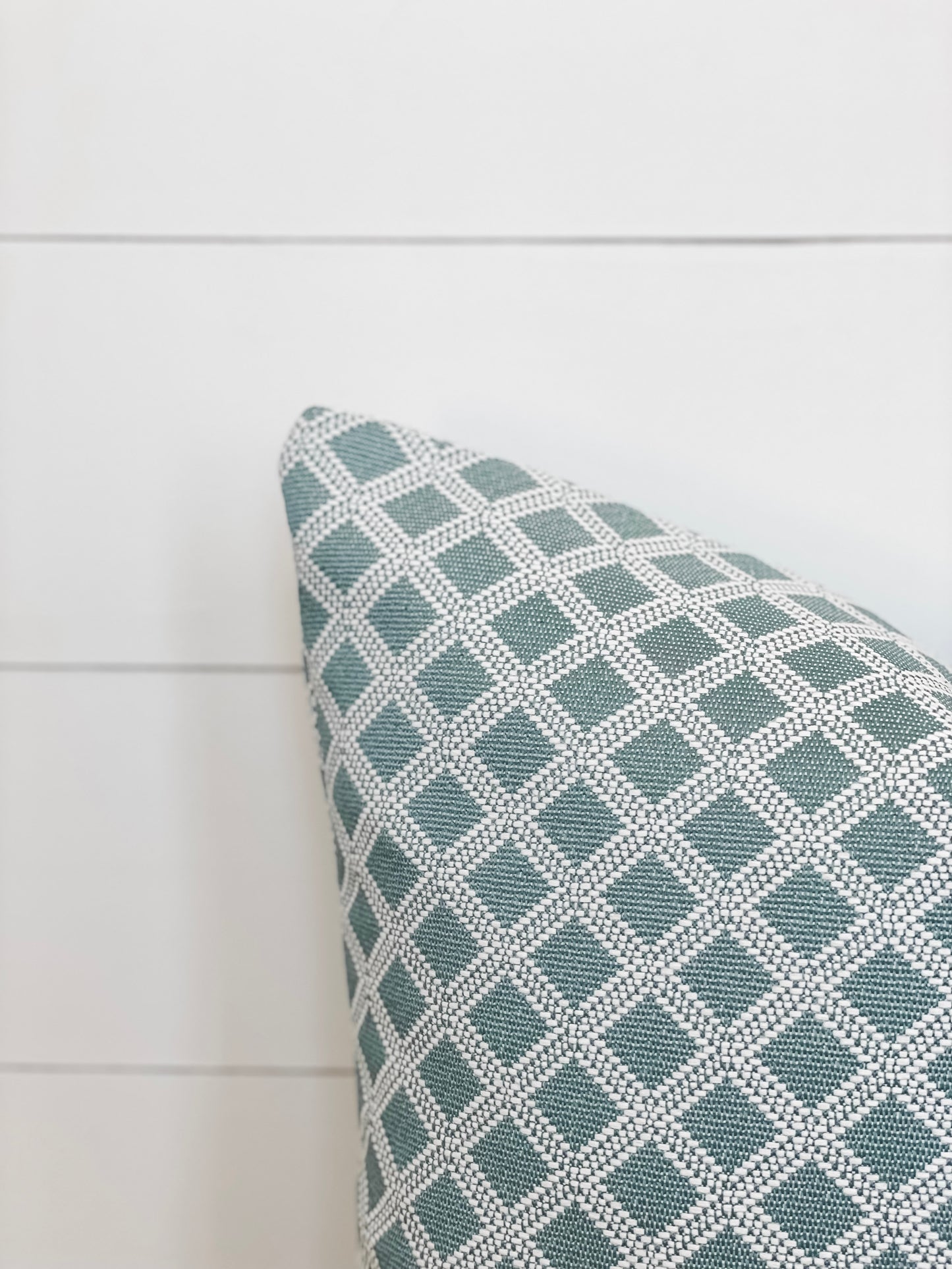 Outdoor Cushion Cover - Ocean Cross Hatch