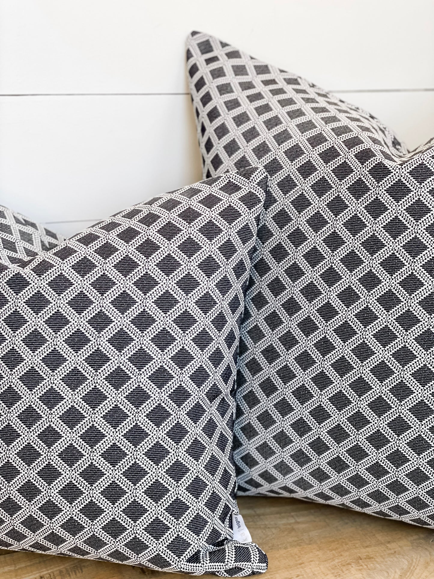 Outdoor Cushion Cover - Deep Navy Cross Hatch