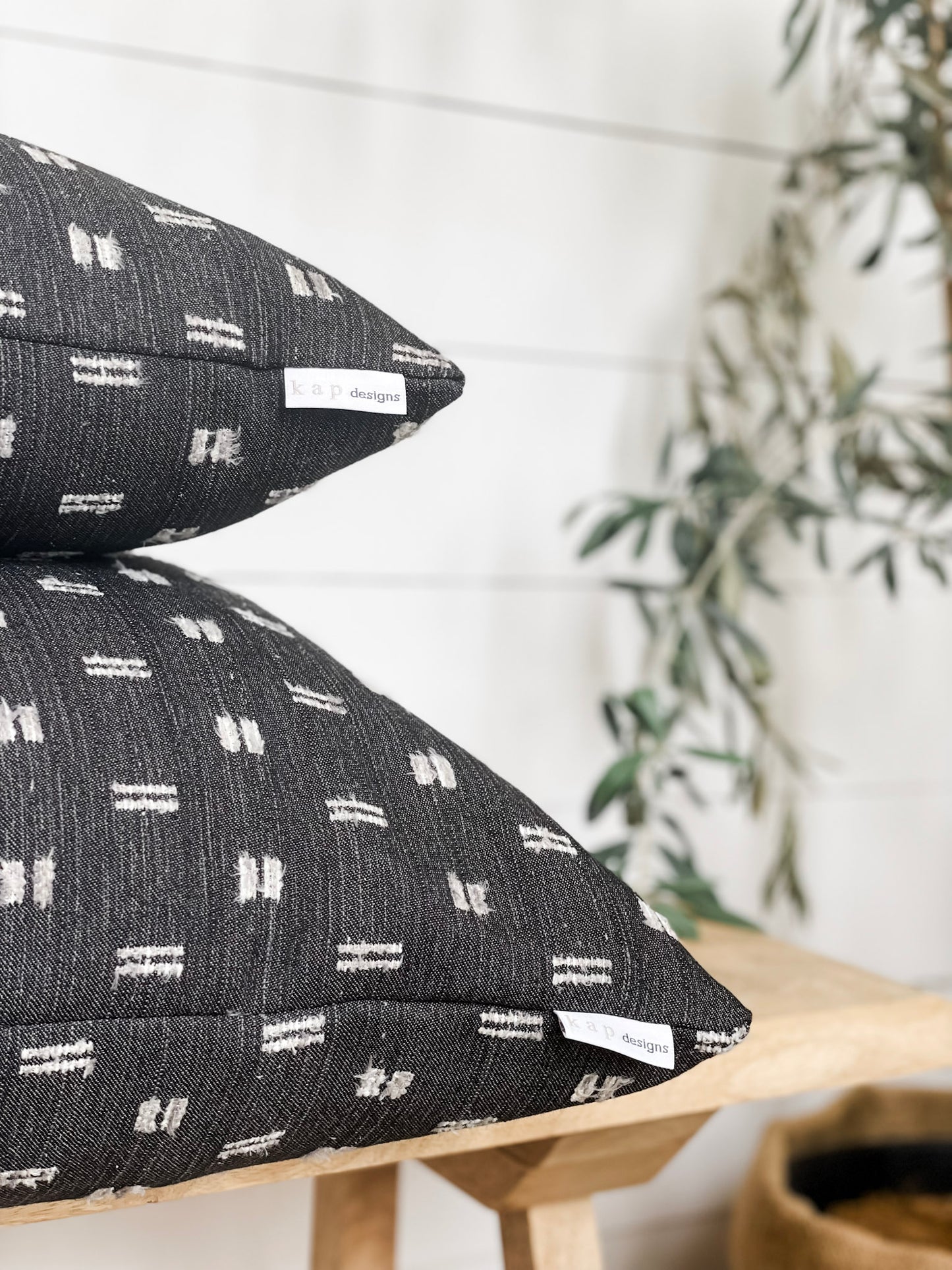 Cushion Cover - Graphite Etch
