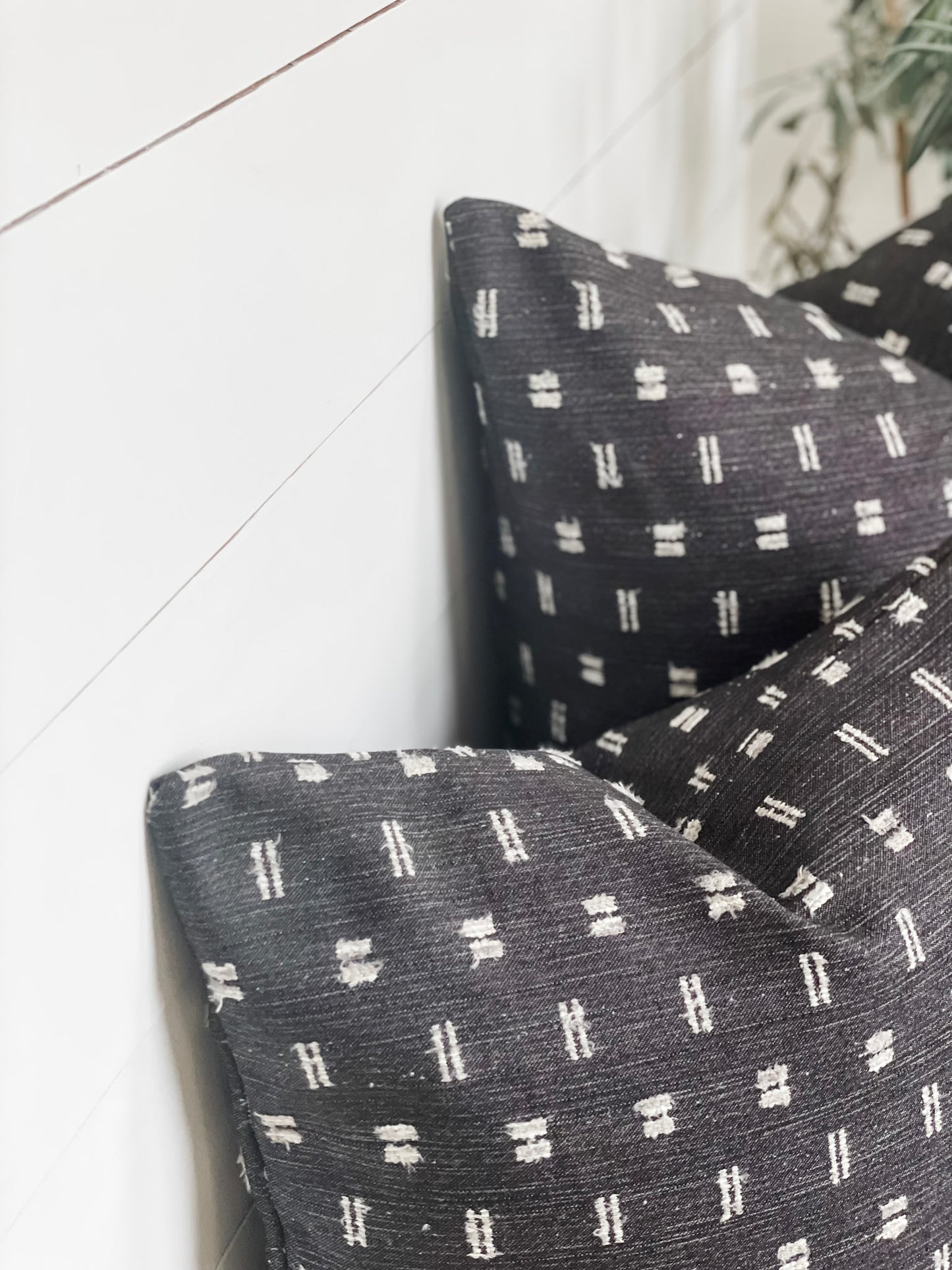 Cushion Cover - Graphite Etch