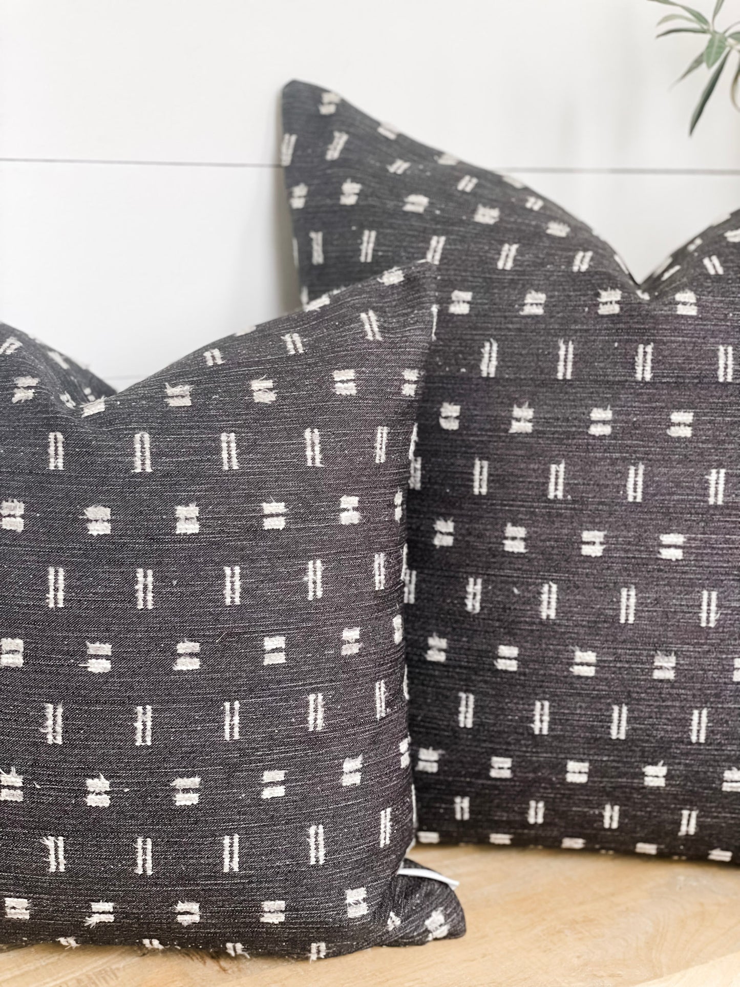 Cushion Cover - Graphite Etch