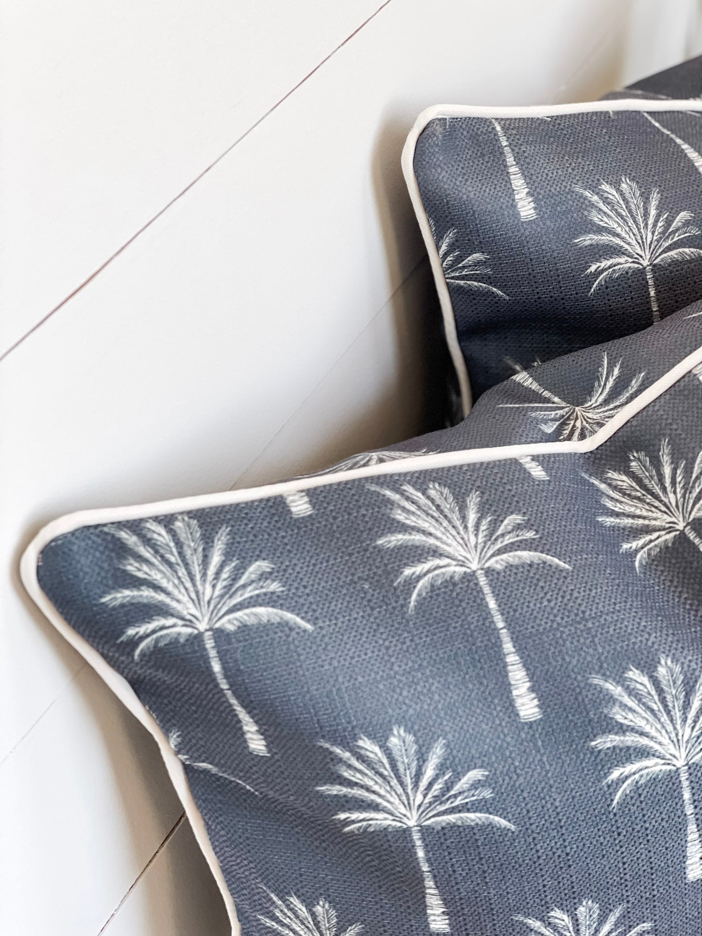 Outdoor Cushion Cover - Charcoal/Navy Palm